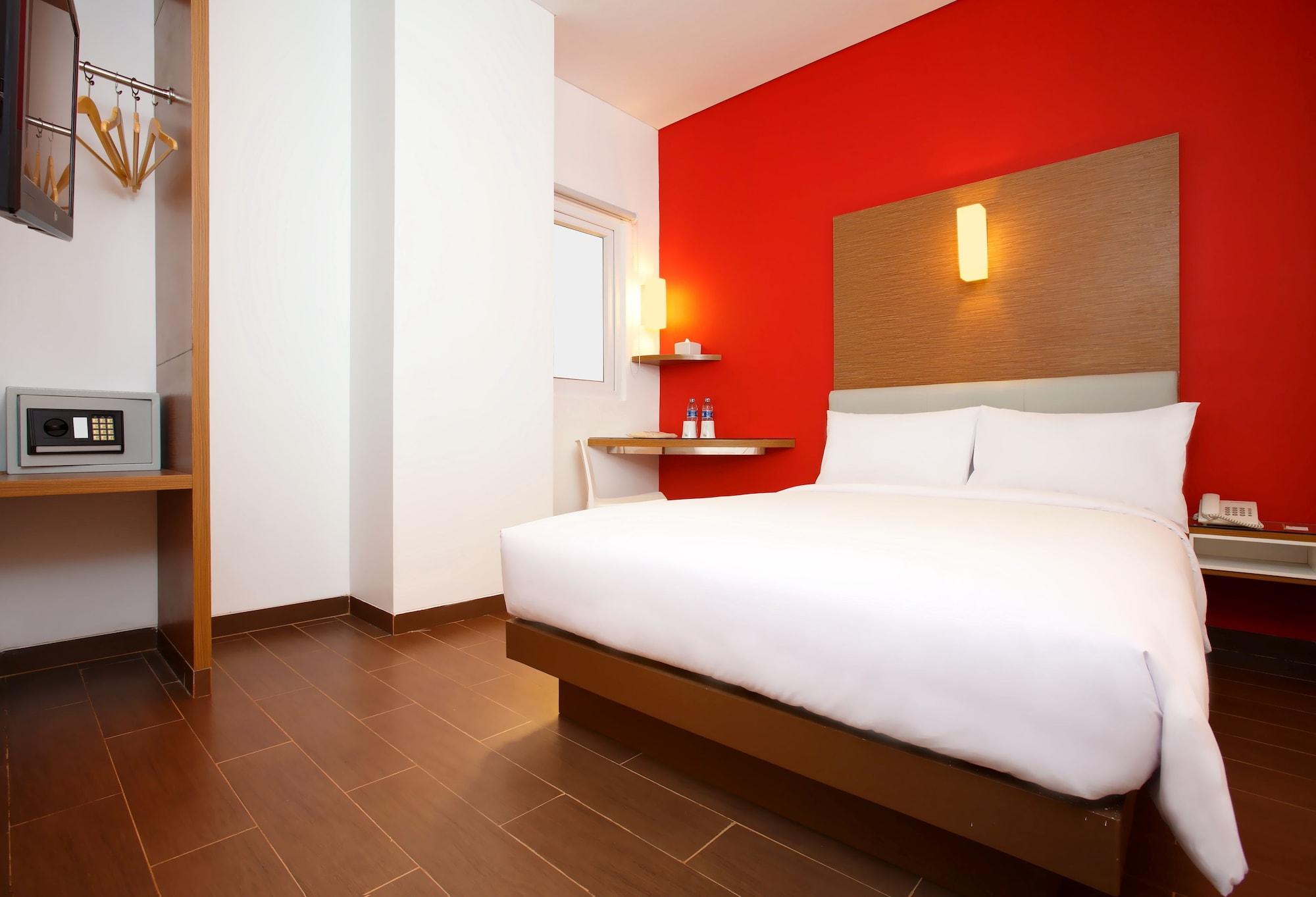 Amaris Hotel Seasons City Jakarta Exterior foto