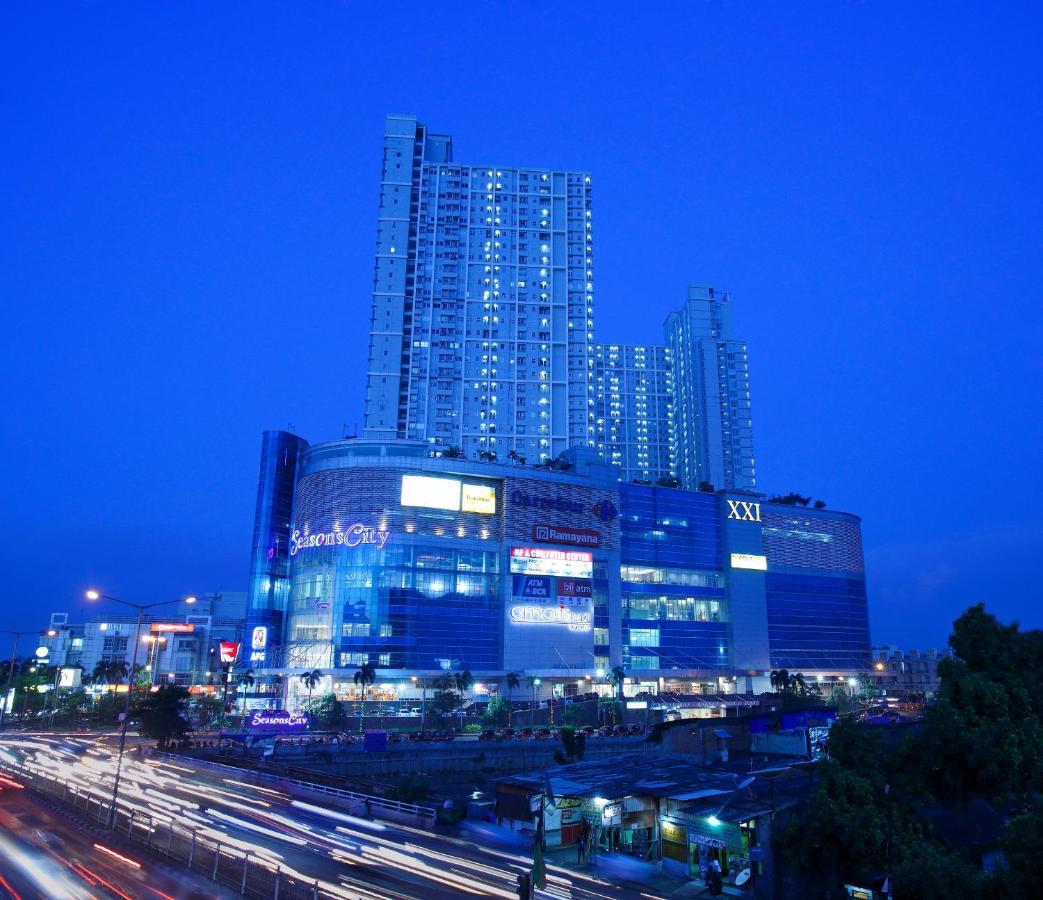 Amaris Hotel Seasons City Jakarta Exterior foto