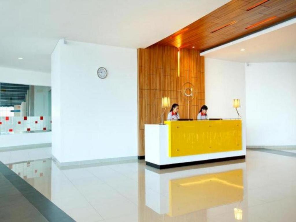 Amaris Hotel Seasons City Jakarta Exterior foto
