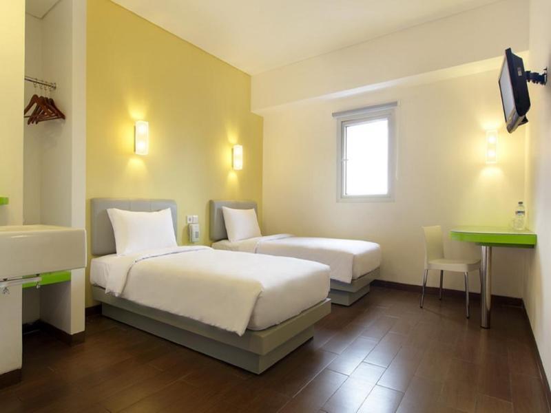 Amaris Hotel Seasons City Jakarta Exterior foto